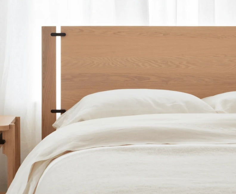 Siena Oak Bed